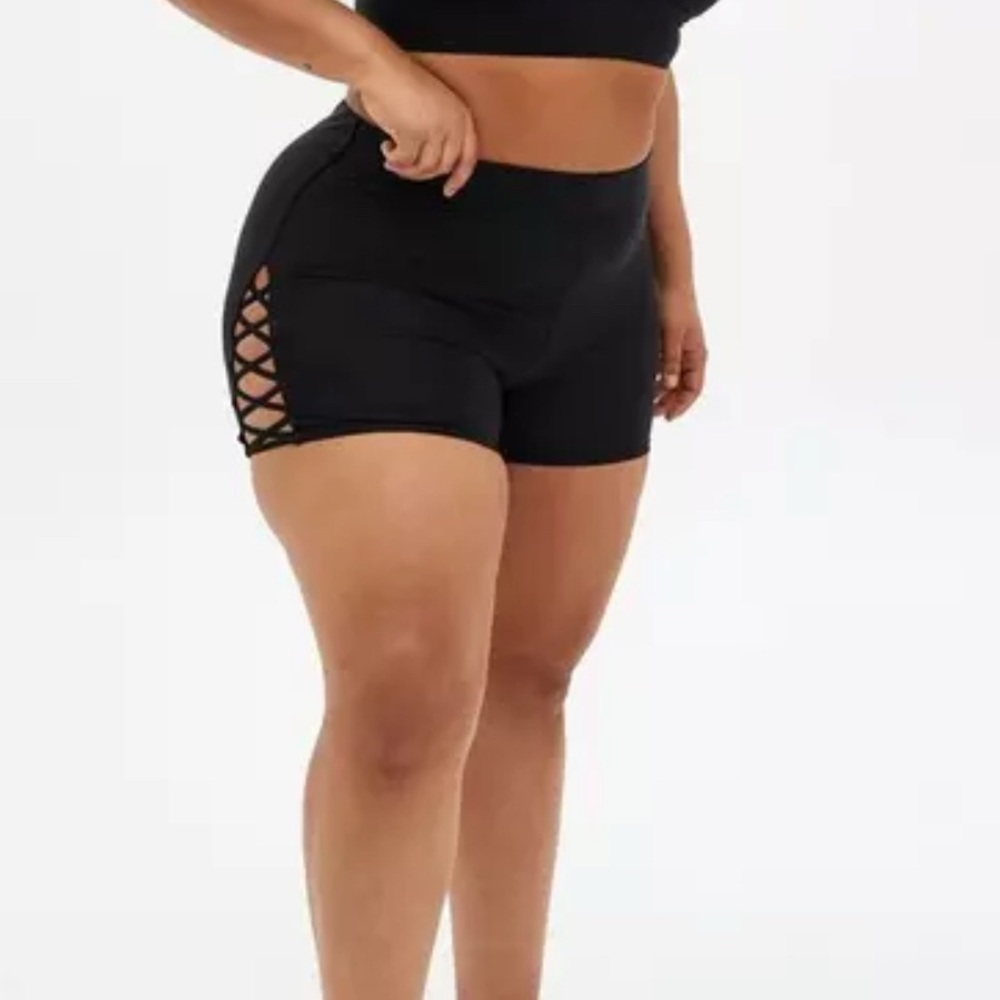 TORRID | Women’s 6X Swim Short High Rise Strappy Side 3.5 in Bottom Black